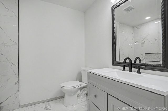 1525 E Valley View Road, Sapulpa, OK 74066