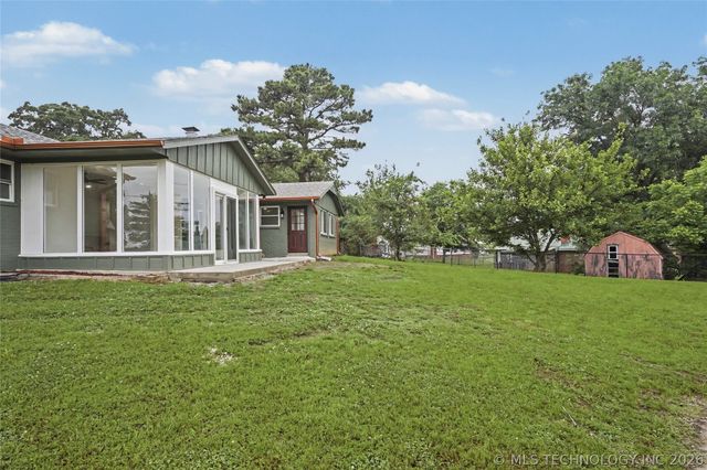 1525 E Valley View Road, Sapulpa, OK 74066