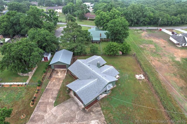 1525 E Valley View Road, Sapulpa, OK 74066