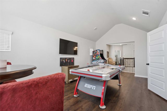 17464 Chestnut Cove Drive, Conroe, TX 77302