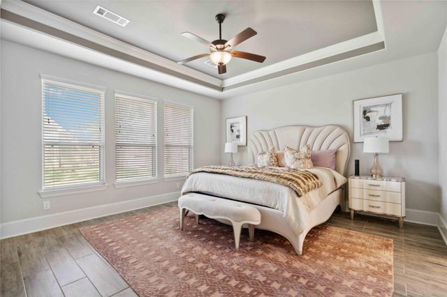 17464 Chestnut Cove Drive, Conroe, TX 77302