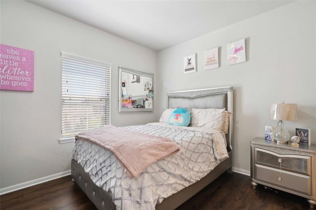 17464 Chestnut Cove Drive, Conroe, TX 77302