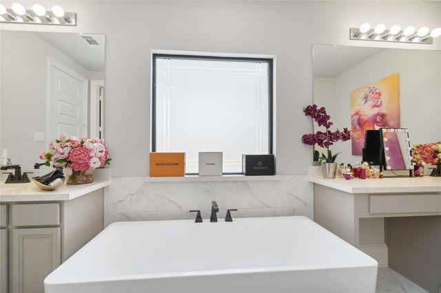 17464 Chestnut Cove Drive, Conroe, TX 77302