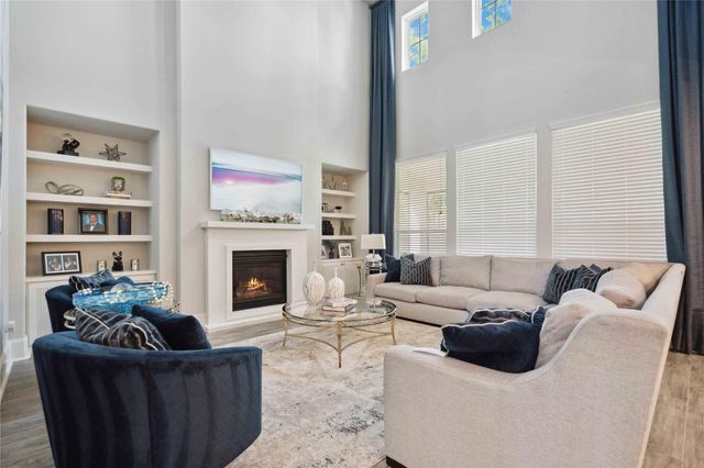 17464 Chestnut Cove Drive, Conroe, TX 77302