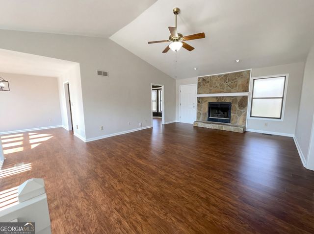 2907 Emerald Lane, Acworth, GA 30102