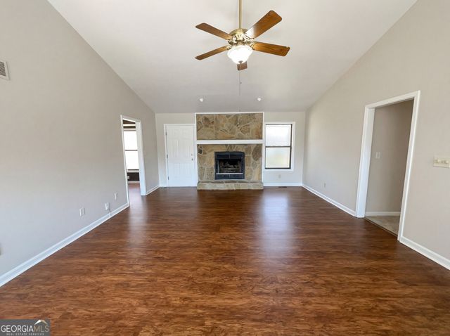 2907 Emerald Lane, Acworth, GA 30102