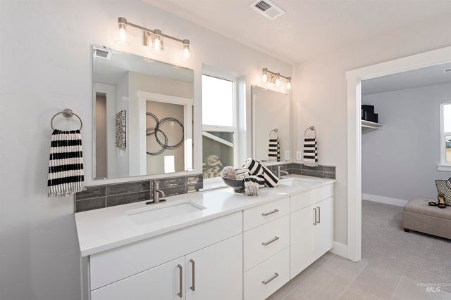 5859 W Sprig Dr, Meridian, ID 83646