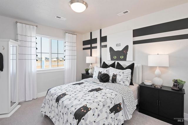 5859 W Sprig Dr, Meridian, ID 83646