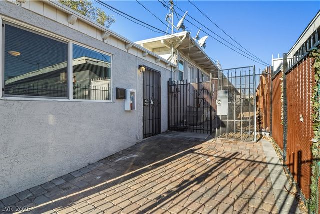 1301 East Ogden Avenue E, Las Vegas, NV 89101