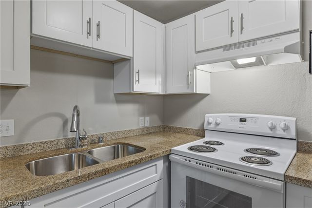 1301 East Ogden Avenue E, Las Vegas, NV 89101