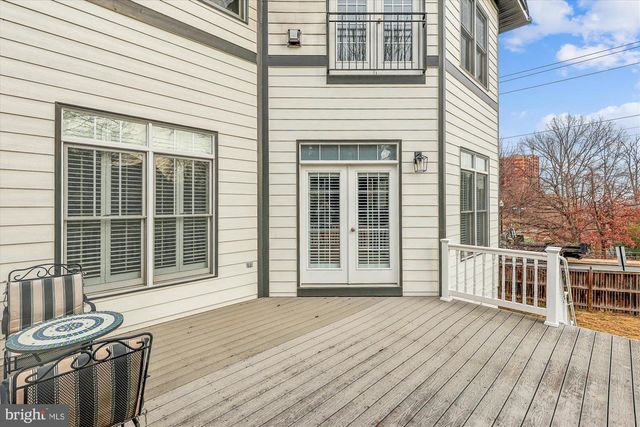 2500 12TH ST N, Arlington, VA 22201