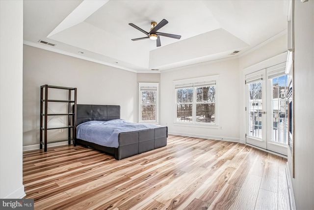 2500 12TH ST N, Arlington, VA 22201