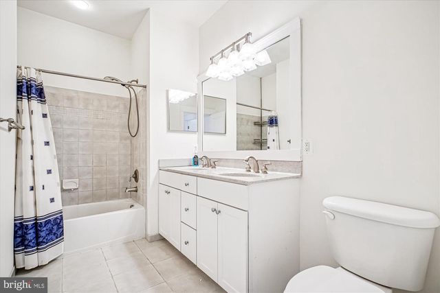 2500 12TH ST N, Arlington, VA 22201