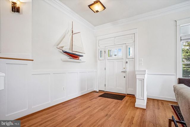 2500 12TH ST N, Arlington, VA 22201