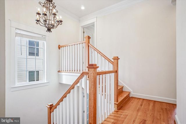 2500 12TH ST N, Arlington, VA 22201