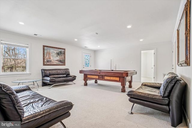 2500 12TH ST N, Arlington, VA 22201