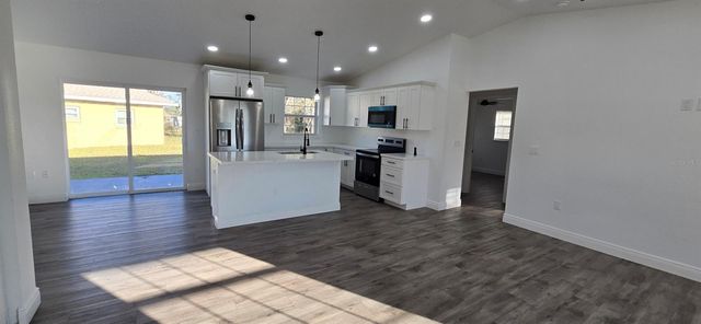 2 PINE TERRACE WAY, Ocala, FL 34472