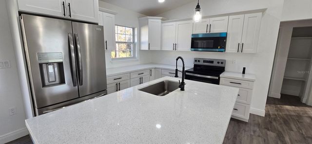 2 PINE TERRACE WAY, Ocala, FL 34472