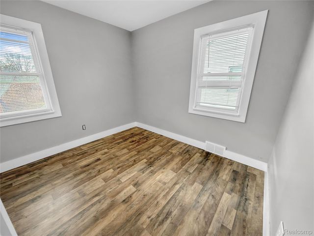 6395 Stahelin Avenue, Detroit, MI 48228