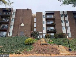 75 S REYNOLDS ST #418, Alexandria, VA 22304