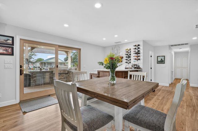 7531 Mountain Ave, Orangevale, CA 95662