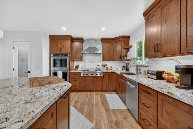 7531 Mountain Ave, Orangevale, CA 95662