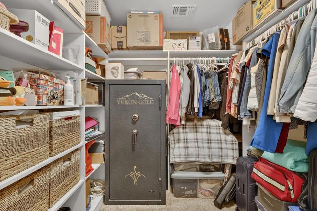 7531 Mountain Ave, Orangevale, CA 95662