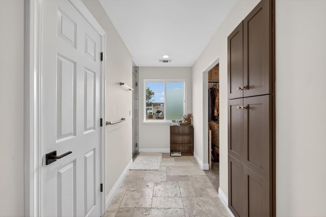 7531 Mountain Ave, Orangevale, CA 95662