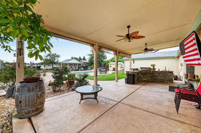 7531 Mountain Ave, Orangevale, CA 95662