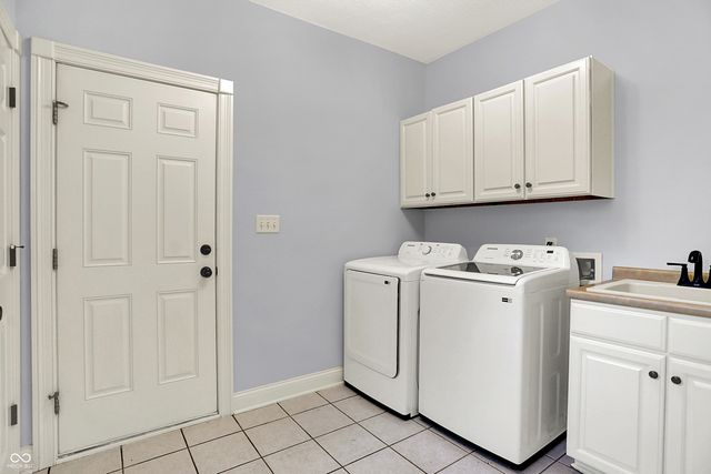 2263 Glebe Street, Carmel, IN 46032