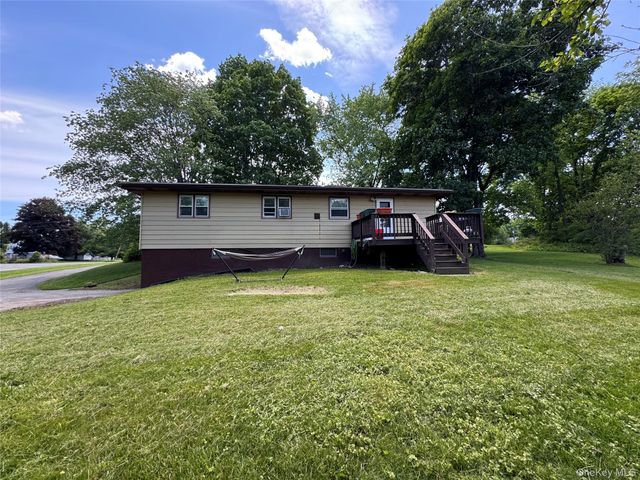 1 Corine Drive, Poughkeepsie, NY 12601