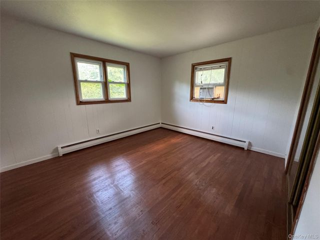 1 Corine Drive, Poughkeepsie, NY 12601