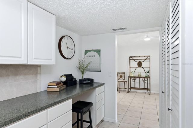 1469 56TH STREET W, Bradenton, FL 34209