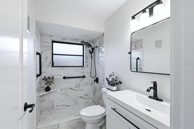 1469 56TH STREET W, Bradenton, FL 34209