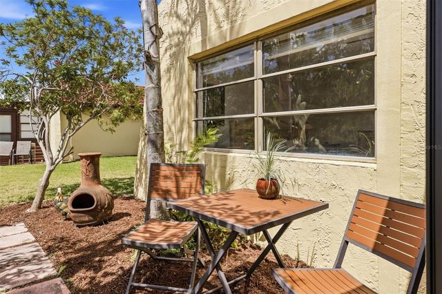 1469 56TH STREET W, Bradenton, FL 34209