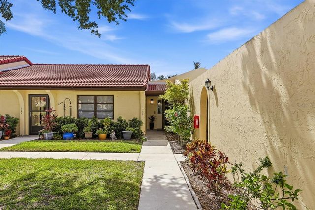 1469 56TH STREET W, Bradenton, FL 34209