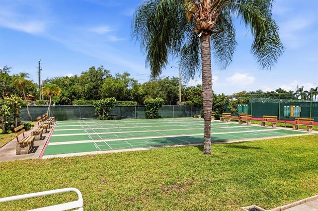 1469 56TH STREET W, Bradenton, FL 34209