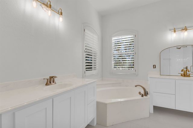 2200 Twin Creeks Court, Pilot Point, TX 76258