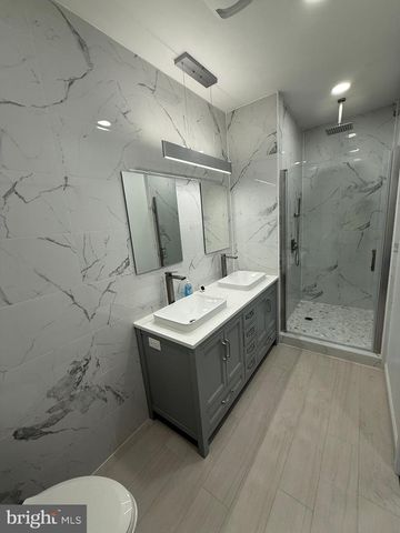 28 S 3RD ST, Hamburg, PA 19526