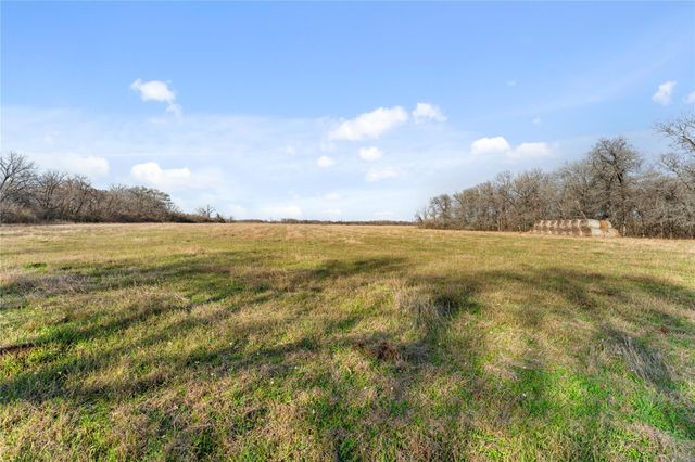 Tract 2 Cr 117, Hungerford, TX 77448