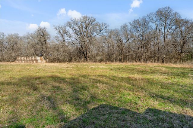 Tract 2 Cr 117, Hungerford, TX 77448