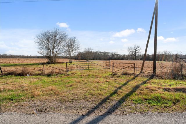 Tract 2 Cr 117, Hungerford, TX 77448