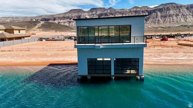 4056 S WAKE ST, Hurricane, UT 84737