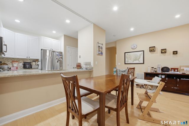 2435 Bedford Street 21C, Stamford, CT 06905