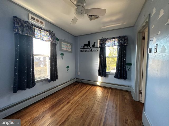 208 JACKSONVILLE RD, Hatboro, PA 19040