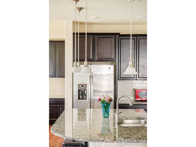 825 Dakota Ln, Erie, CO 80516