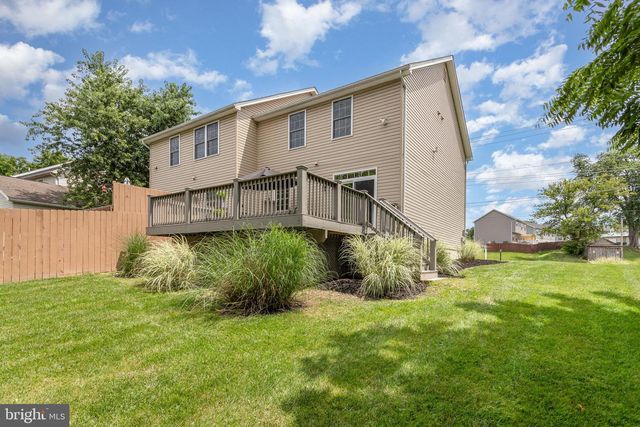 426 PUMPING STATION RD, Hanover, PA 17331