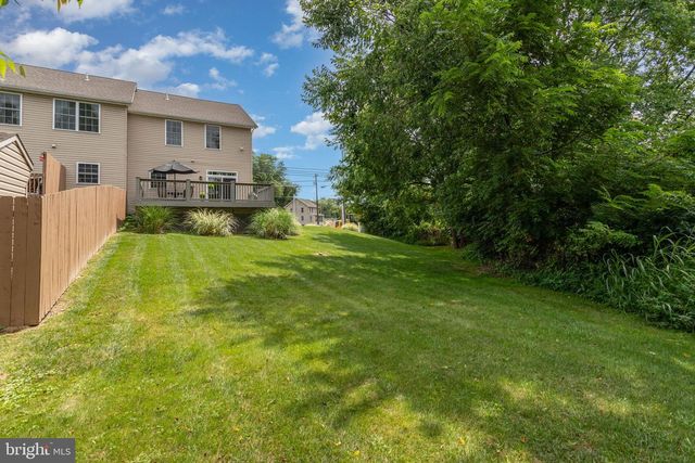 426 PUMPING STATION RD, Hanover, PA 17331