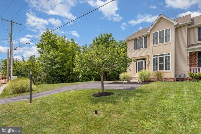 426 PUMPING STATION RD, Hanover, PA 17331