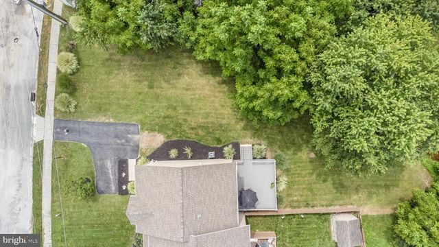 426 PUMPING STATION RD, Hanover, PA 17331